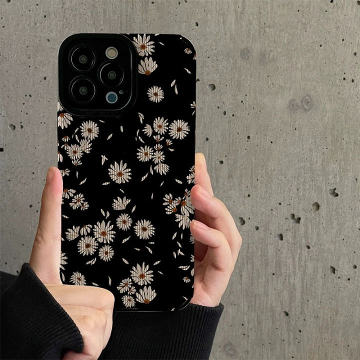 Retro%20Daisy%20Texture%20Case%20For%20iPhone%2016/15/14/13/12/11%20Pro%2012%2013%20mini%206%206S%207%208%20Plus%20X%20XR%20XS%20max%20Soft%20Shockproof%20Back%20Casing%20Fashion%20Creative%20Phone%20With%20Full%20Lens%20Protection%20Cover%20Shell%20-%20Image%204