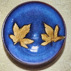 C204 Authentic Tenmoku Jian Zhan 建盏 Tea Cup By Ji Pei Wan 暨培旺 & Yu Xiao Hong余小红. Blue Sky Bodhi Leave 回蓝木叶 Design