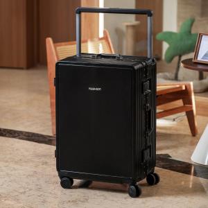 Vali kéo cần bản rộng màu đỏ khóa mật mã bánh xe xoay 360° phù hợp nam nữ dùng đi du lịch .