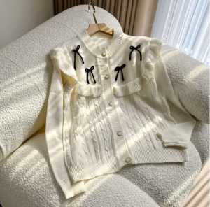 Lizzie Ruffle Cardy Rajut Korean Terbaru Wanita