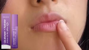 EELHOE Moisturizing Lip Balm Moisturizes Lips Improves Dry Lips Smooth Glossy Lip Care