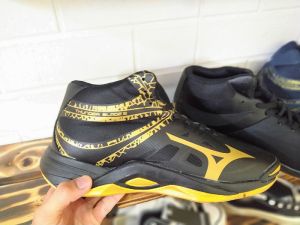 Sepatu Voli Mizuno Thunder Blade Sneakers Sepatu Sport