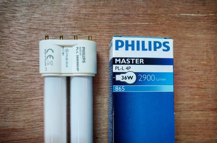 (SALE) Bóng đèn bể cá 36W Philips Master PL-L 36W/865/4P