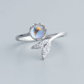 【Bosuer💛COD】Cincin Ekor Ikan Ins Manis Cincin Jari Telunjuk Batu Bulan Cincin Jari Telunjuk Gaya Mori Busa Putri Duyung Wanita. 