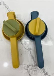 Pemerah Jus Manual K6804 (1 keping) / K6804 手动榨汁器 (1个) / K6804 Manual Juicer (1 piece)