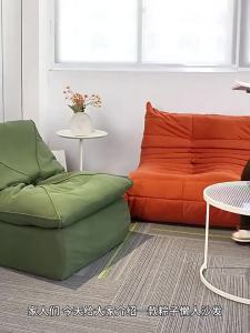 Soft Aesthetic Living Room Chairs Modern Unique Lounge European Luxury Luxury Clear Chairs Space Saving Sillon Home Decoration