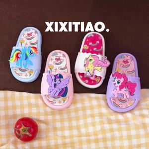 XIXITIAO รองเท้าแตะกันลื่นสำหรับเด็กรองเท้าแตะใส่ในบ้านแฟชั่นแม่ลูกฤดูร้อนรองเท้าแตะใส่เดินในบ้านคำเดียวน่ารักเด็กผู้หญิงโพนี่น้อยของฉันรองเท้าแตะเด็ก