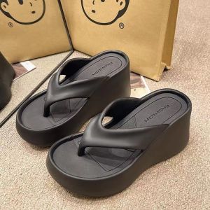 Best Sellers Women Summer Korean Fashion Flip-Flops Slippers Sandals Peep Toe Thick Sole Casual Wedge Sandals For Women