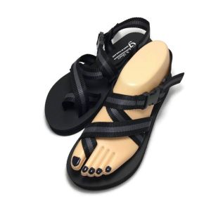 รองเท้าแตะรัดส้นทรงสวมโป้ง GP-02-ดำเทา ดีไซน์ทรงเก๋ พื้นนุ่มใส่สบายเท้า สายสามารถปรับระดับได้ ใส่ลุยน้ำได้