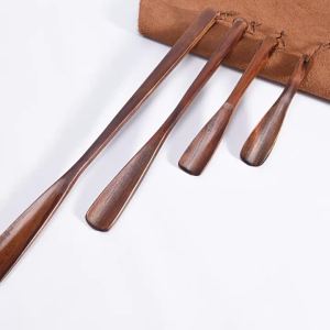Solid Wood Retro Shoehorn with Long Handle Xd - 2354 | Barangan Berkualiti Reka Bentuk Praktikal Mudah Guna