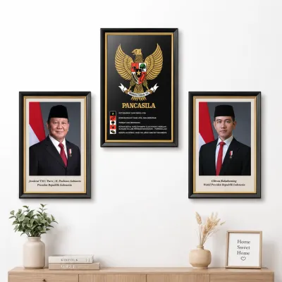 1 HARI KIRIM Hiasan Dinding Foto presiden dan wakil presiden republik indonesia satu set 3 PCS UKURAN 20X28CM