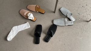 Giá khuyến mãi dép lưới rỗng dệt Feng Liya cho phụ nữ 2024 Dép sandal mùa xuân và mùa hè thời trang châu Âu và Mỹ đế phẳng thoáng khí mũi kín