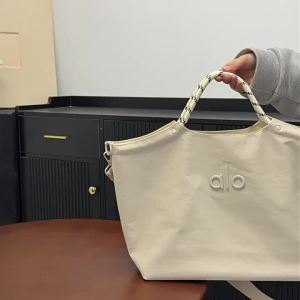 alo New cross-border yoga bag fashionable commuter shoulder bag Korean-style handbag crossbody bag tote bag textured womens bag