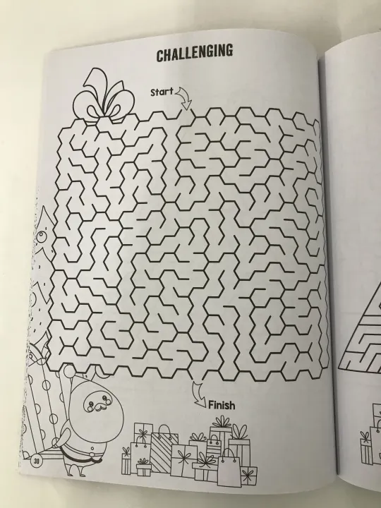 Christmas%20Colouring%20&%20Maze%20Activity%20Book%20For%20Kids%20-%20Image%209