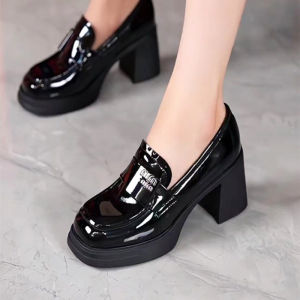 Free Shipping WomenS Leather High-Heeled Shoes 2026 Autumn New Collection Featuring A Square Toe Chunky Heel Thick Sole Color-Block Design Comfortable Retro Style And Versatile For Various Outfits