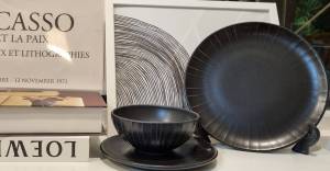 จานมินิมอล จาน ชาม จานเซรามิค จานสเต๊ก จานสลัด ชามเซรามิค ชามราเมง จานสีดำ ชามสีดำ ชามใส่ก๋วยเตี่ยว