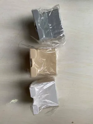 Hộp Đựng Remote Có Giá Đỡ Điện Thoại Dán Tường Tiện Lợi Khi Sạc Điện Thoại