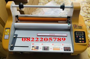 Máy cán màng khổ A3 OGK-3580 có nút điều khiển tốc độ