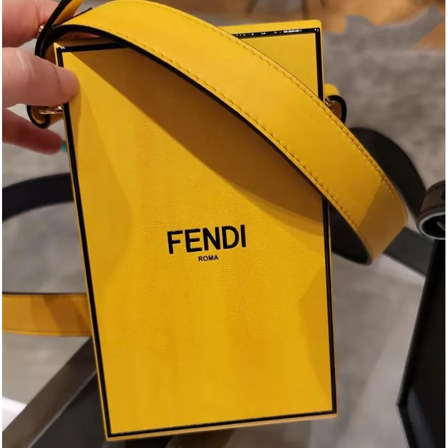 FENDI BOX 【18％OFF】 - 小物