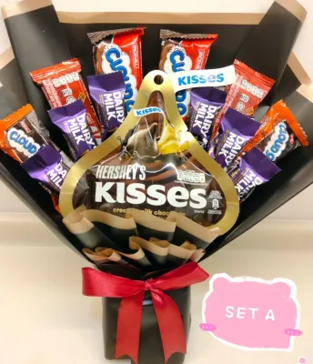hadiah hari jadi Surprise Gift Chocolate Flower Bouquet bunga coklat Murah with CHOCOLATE KISSES for Valentine/ Happy Birthday/ Surprise Gift Friend