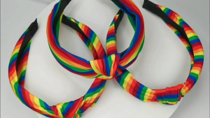 ที่คาดผมสีสันเครื่องประดับผมแฟชั่นที่คาดผมสีรุ้ง LGBTQ สำหรับงานเฉลิมฉลองใช้ในชีวิตประจำวัน