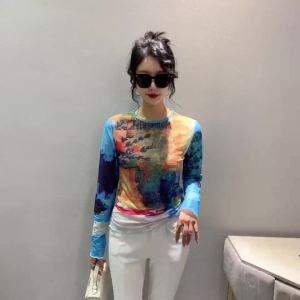 Ammin Áo thun cotton dài tay in họa tiết nhuộm kiểu cột thắt cổ điển thời trang vòng cổ đơn giản 2024 áo in chữ cái phong cách hàn quốc nữ thoải mái thường ngày Áo Blouse thanh lịch