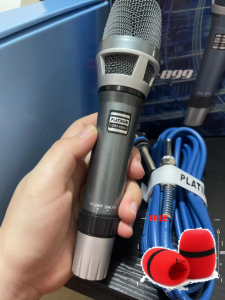 With Free Foam Heavy Duty Quality Platinum Gold DM-899 Model Heavy Duty Microphone With 8M Wire
