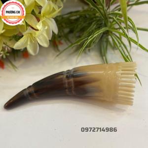 Lược sừng gội đầu ấn huyệt dưỡng sinh spa ống mát xa đầu ấn huyệt - Mỹ Nghệ Phương Chi