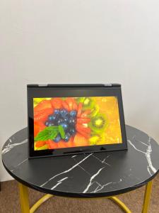 2 IN ONE LAPTOP | TOUCH AND FLIP | 8GB RAM | 32GB SSD| CAN UPGRADE 512GB | GOT PLAY STORE