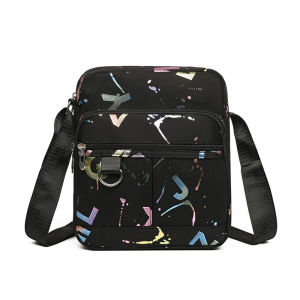 QNQN กระเป๋าสะพายสุภาพสตรีสไตล์ใหม่ยืนขึ้นกระเป๋าสะพายแฟชั่นการพิมพ์แบบสบาย ๆ กระเป๋าสี่เหลี่ยมขนาดเล็กแบบเต็มรูปแบบช้อปปิ้งแบบสบาย ๆ กระเป๋าใต้วงแขนขนาดใหญ่