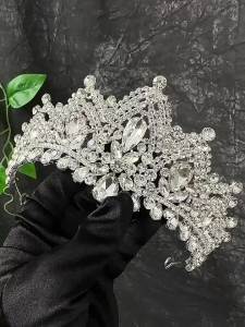มงกุฎเจ้าสาวคริสตัลสีเงินหลากหลายหรูหรา มงกุฎเพชรสำหรับงานประกวดและงานพรอม เครื่องประดับผมเจ้าสาว