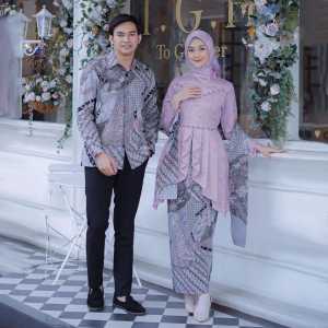 Batik Couple dan Kebaya Laffeya Lavender - Kebaya Engagement - Kebaya Wisuda - Kebaya Modern