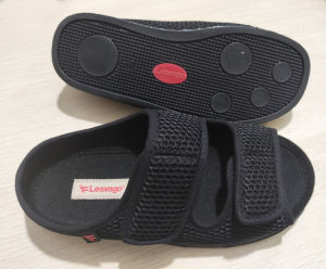 SUPERLI Men Sandals Summer Comfortable Diabetes Shoes Fat Thumb Instep Height Foot Code Middle-Aged Elderly Sandals Swollen Adjustable Slippers