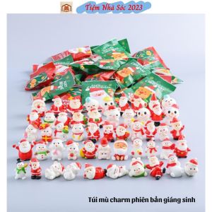 Combo 20 túi mù phiên bản Giáng sinh Santa Người tuyết thu nhỏ trang trí để bàn làm quà bất ngờ tặng cho bé - Tiệm Nhà Sóc