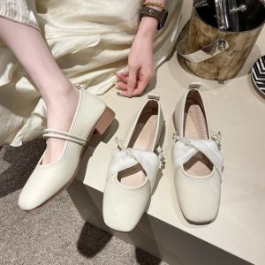 i Fashion Shoesรองเท้าส้นเตี้ยผู้หญิง แมรี่เจน หัวเหลี่ยม แต่งริบบิ้นมุก สไตล์นางฟ้า อ่อนโยน เหมาะกับการช้อปปิ้งและออกเดททุกวัน