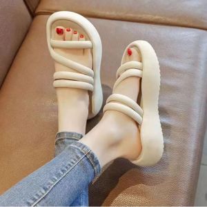 Korean style soft-soled sandals for women fashionable fairy style thick-soled beach sandals
