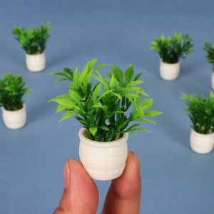 DOWNA 5pcs Mini Cây cảnh thu nhỏ cho nhà búp bê 1:12 4 Kiểu Dáng Nhựa Hoa đã hoàn thành Cây Lô Xanh Phụ kiện mô hình nhà búp bê ngoài trời