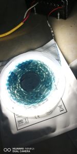 Cuộn led dây dán 5m 12V 2835 - 120 led / Mét có keo dán 1 mặt đơn sắc