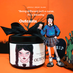 เกาะโฮลดรีม - เทียนหอมไขถั่วเหลือง กลิ่น Outcast ขนาด 100 กรัม