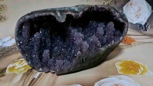 KRISTAL SG: Uruguay Colour Crystal (彩乌拉圭，彩晶奇石钱袋子森林)