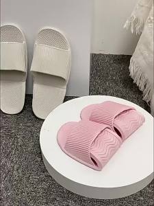 New Style Sandals For Travel And Business Trips MenS Indoor Home Flat Slippers WomenS Couple Hotel Slippers