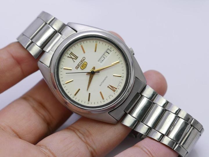 นาฬิกา Vintage มือสองญี่ปุ่นSeiko Fiveระบบ Automatic Day Date