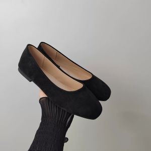 Free Shipping Flat Versatile WomenS Shoes For Commuting New Spring/Autumn Collection Round-Toe Black Work Shoes Suede Shallow-Toe Loafers