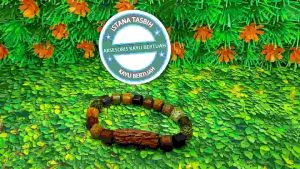 Gelang Kombinasi Kayu Bertuah Plat Ukir: Desain Tradisional & Aksesoris Spiritual