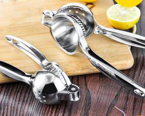 ที่คั้นมะนาวสแตนเลส ที่คั้นน้ำส้ม ที่คั้นผลไม้ เกรดพรีเมียม หนาสุด เครื่องมือในห้องครัว มีขนาดไซส์เล็ก( 6 cm) และไซส์ใหญ่( 7 cm)