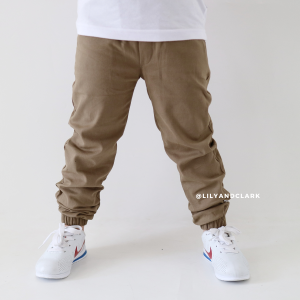 Lily And Clark Celana Joger Anak Laki-Laki Warna Coklat Khaki JLC01