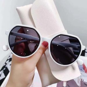 Watchyou B0070 Kacamata fashion  bingkai kecil perempuan dalam kacamata hitam bergaya jalanan retro