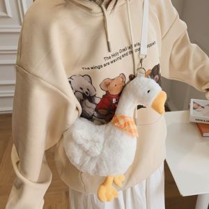 LANGJ ตุ๊กตาขนปุย กระเป๋าตุ๊กตาห่านขนาดใหญ่ จุได้มาก ซิปมีซิป กระเป๋าแบบสะพายไหล่ น้ำหนักเบามาก สีทึบทึบ กระเป๋าคาดอกเป็ดน่ารัก สาวๆ