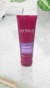 Nexxus Hair Color Blonde Assure Purple Conditioner Keratin For Blonde and Bleached Hair Color 8.5 oz