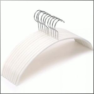 จี้เสื้อผ้า มัลติฟังก์ชั่น ราวตากผ้า ไม่มีร่องรอย วัสดุเหล็กแมงกานีสสูง ไม่มีการเสียรูป การอัพเกรดที่มั่นคง